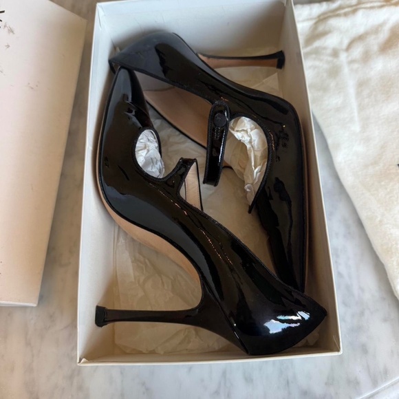 Manolo Blahnik Black Patent Leather Mary Jane Heels Size US 9 - Picture 5 of 10